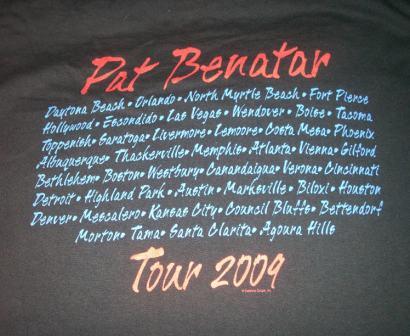 Pat Benatar & Neil Giraldo 30th anniversary tour IN THE HEAT OF THE NIGHT tee 2009 Back